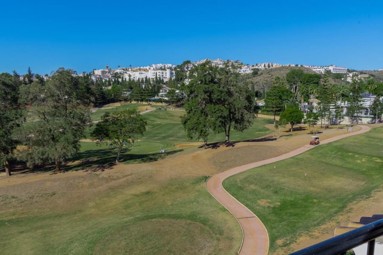 Appartement Limonar Del Golf - Full Option Fuengirola Eksteriør billede